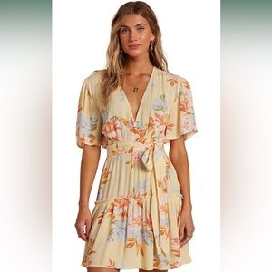 Billabong Women's One and Only Yellow Sundress Size Medium